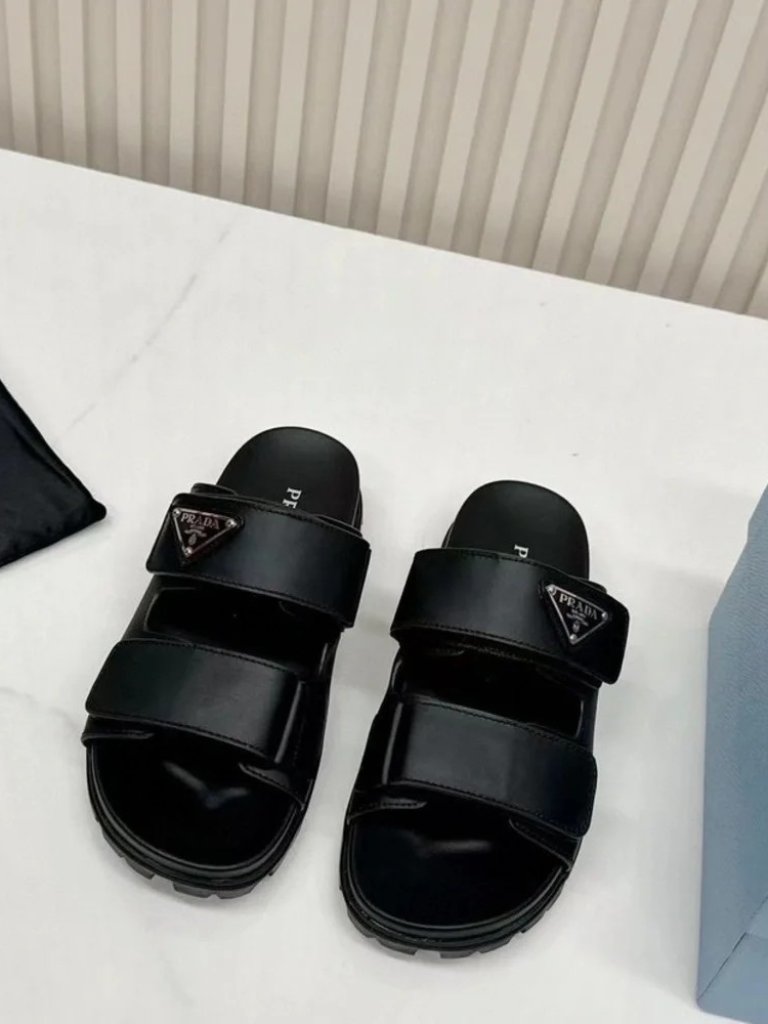 Prada Womens Prada Slippers 385$